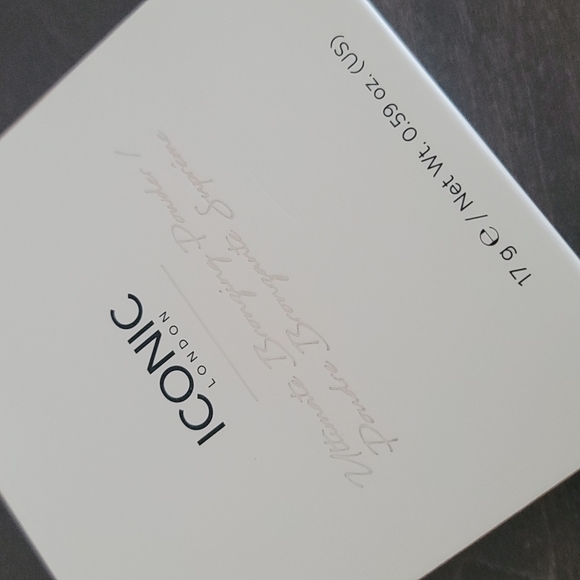 NEW💥ICONIC London Ultimate Bronzing Powder in Gold Compact - Picture 4 of 4